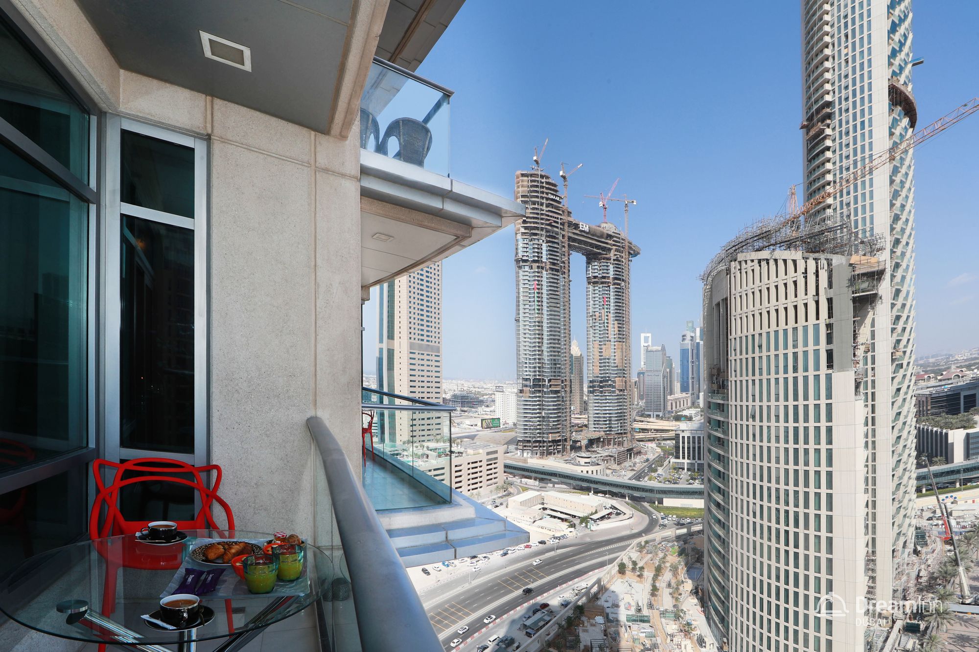 Dream Inn Dubai Loft Towers