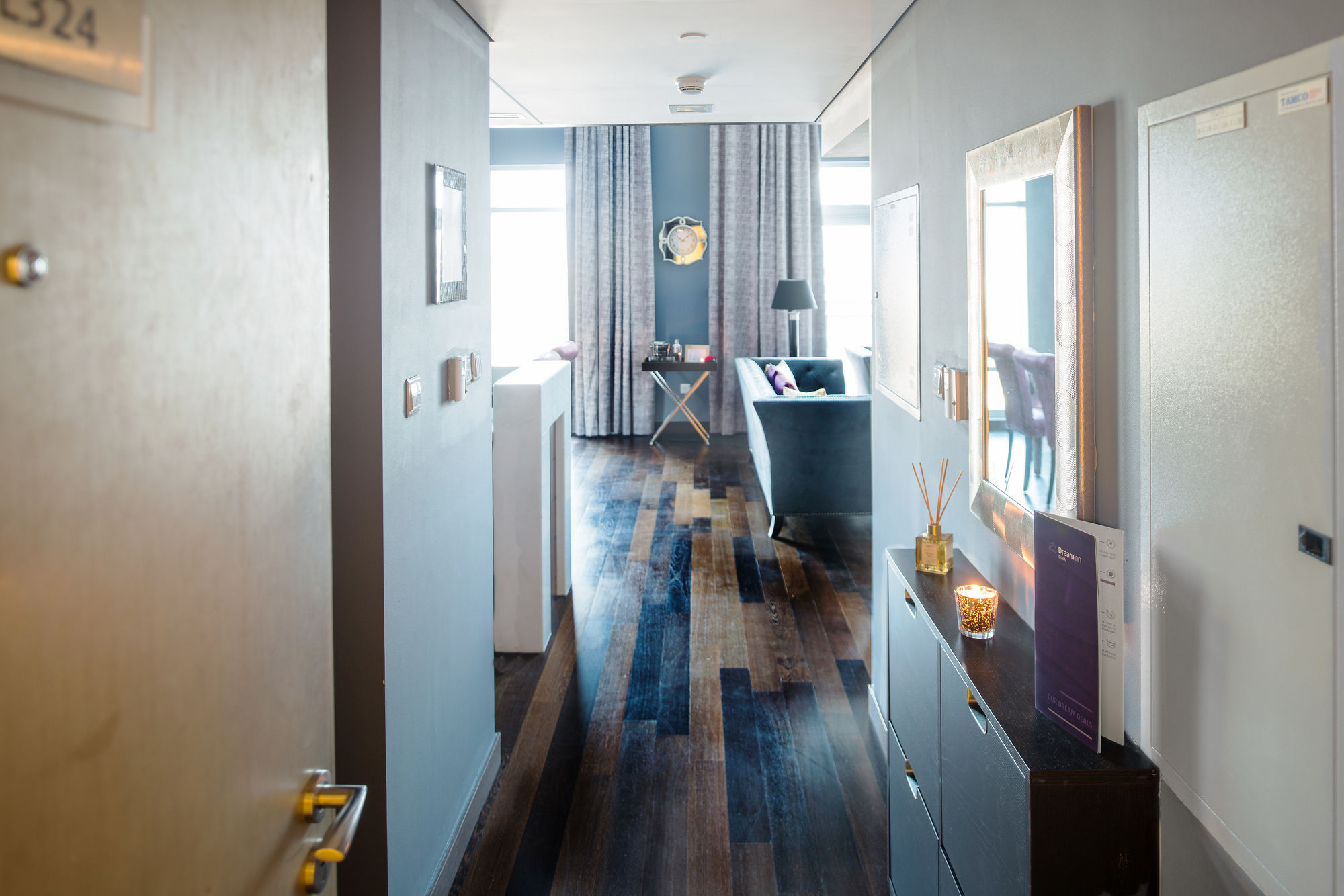 Dream Inn Dubai Loft Towers