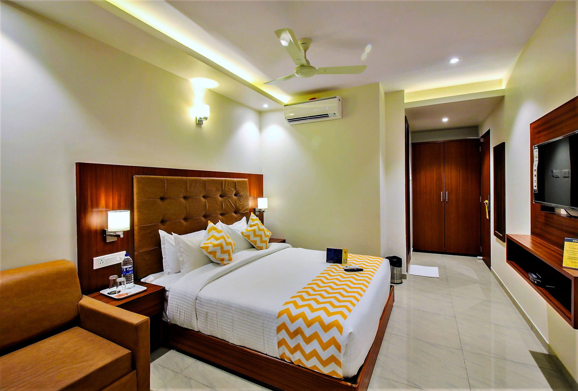 FabHotel Le Western Andheri