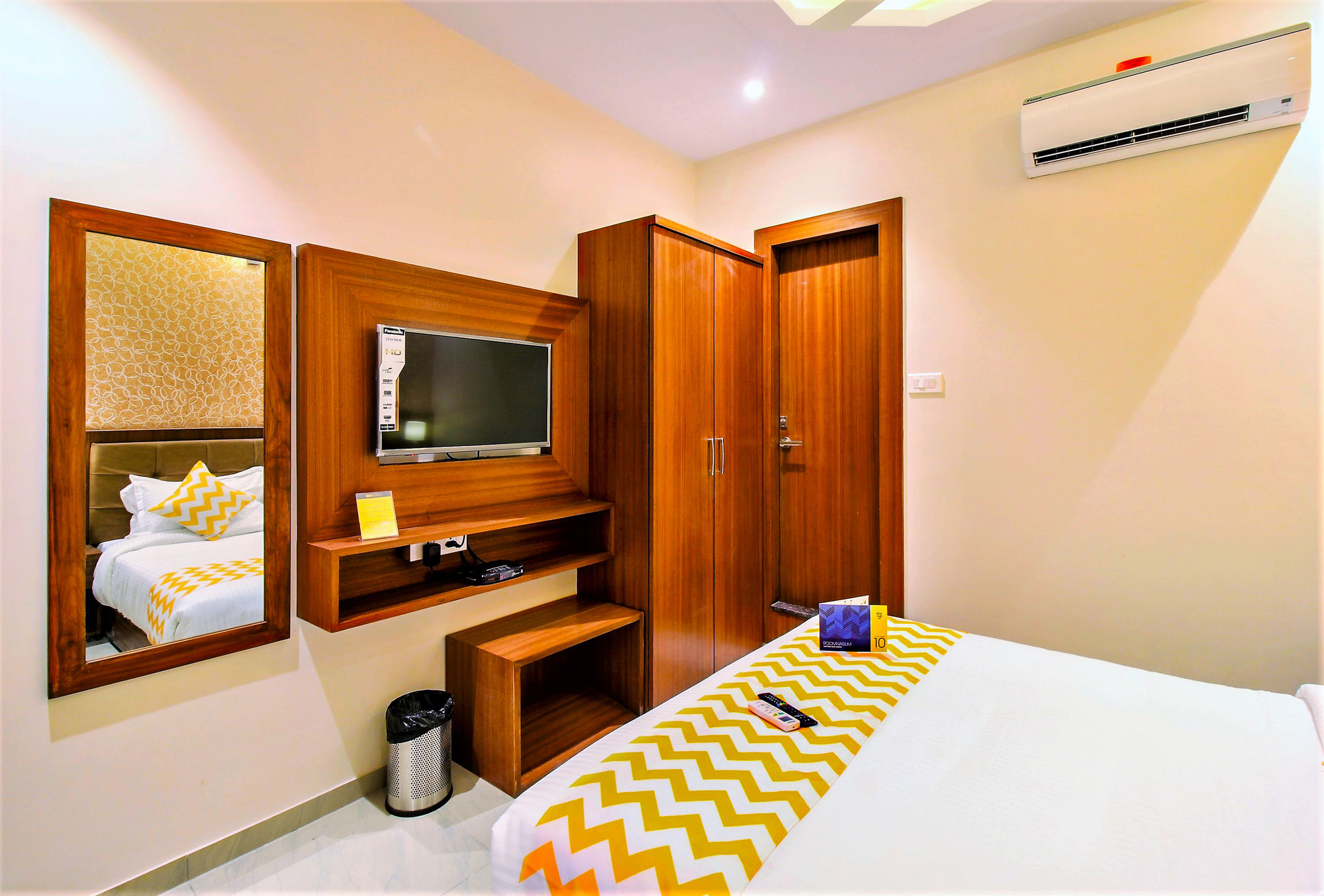 FabHotel Le Western Andheri