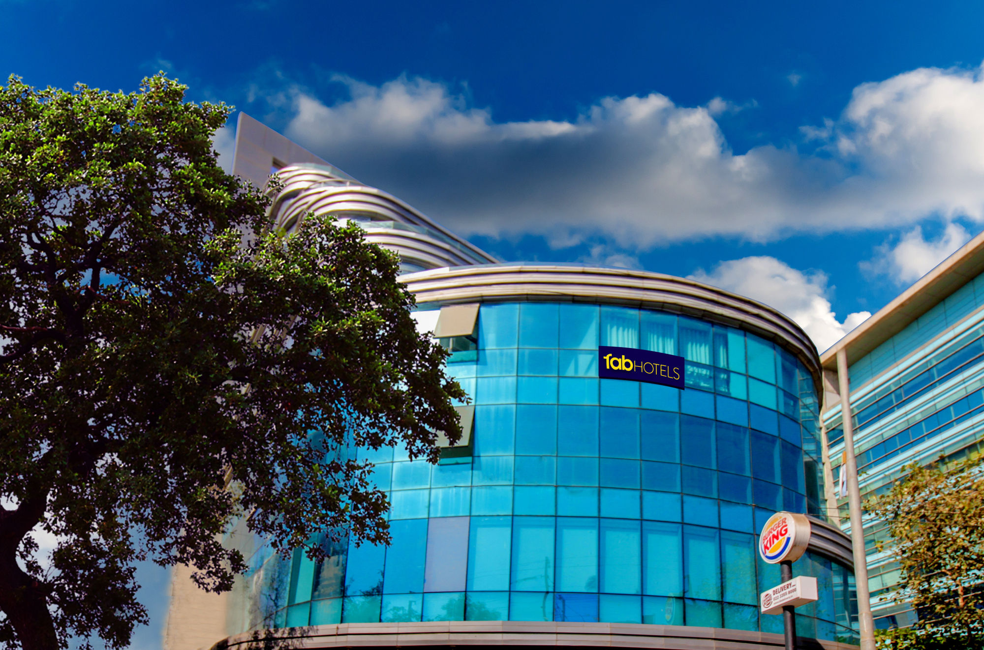 FabHotel Le Western Andheri
