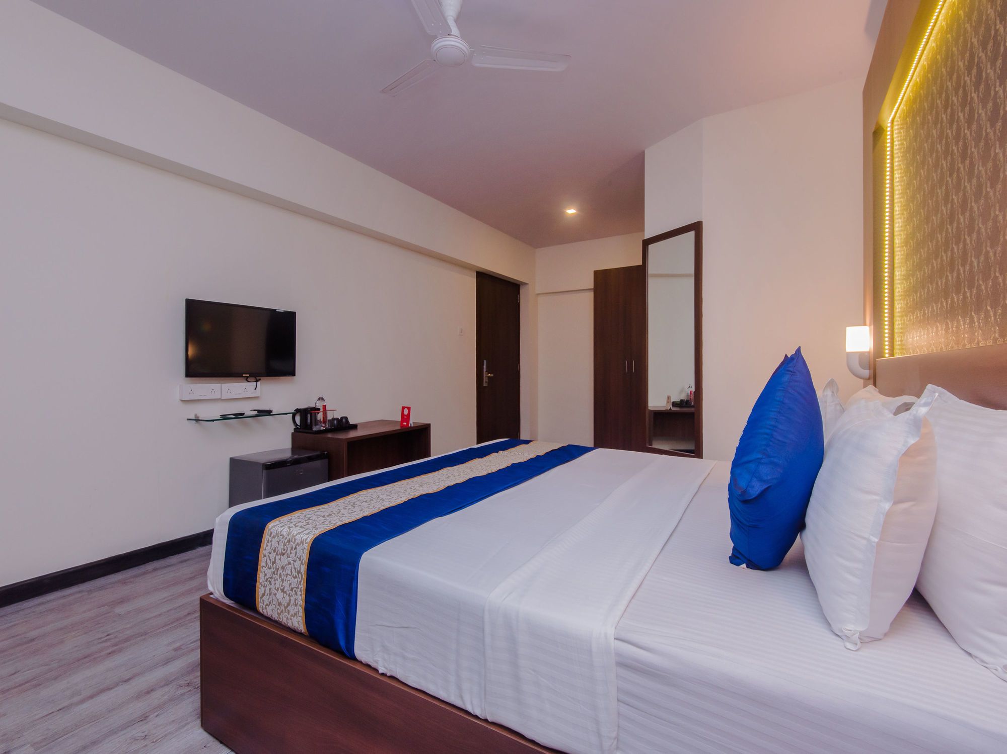 OYO 10354 Hotel Shantidoot
