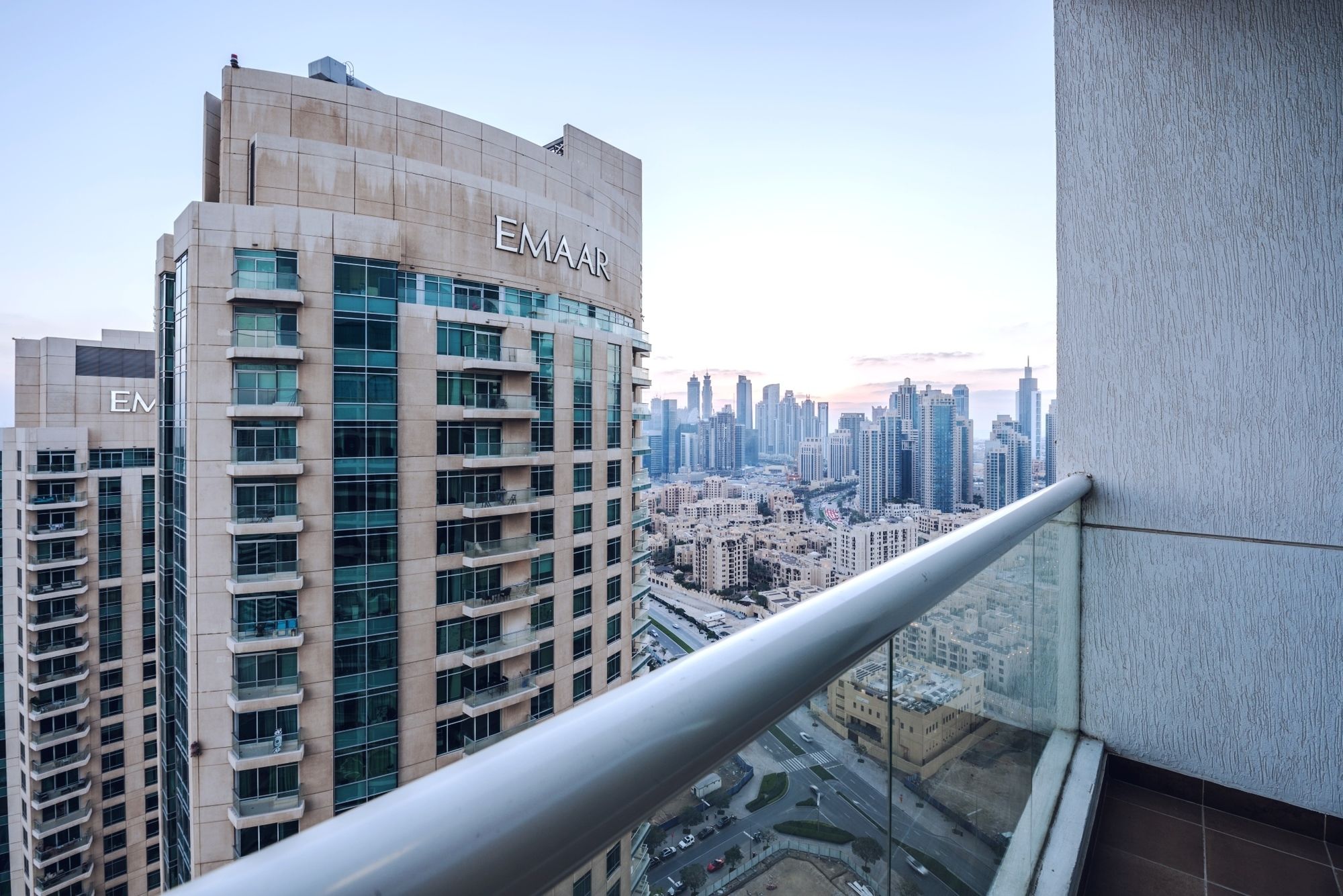 One Perfect Stay - Burj Al Nujoom