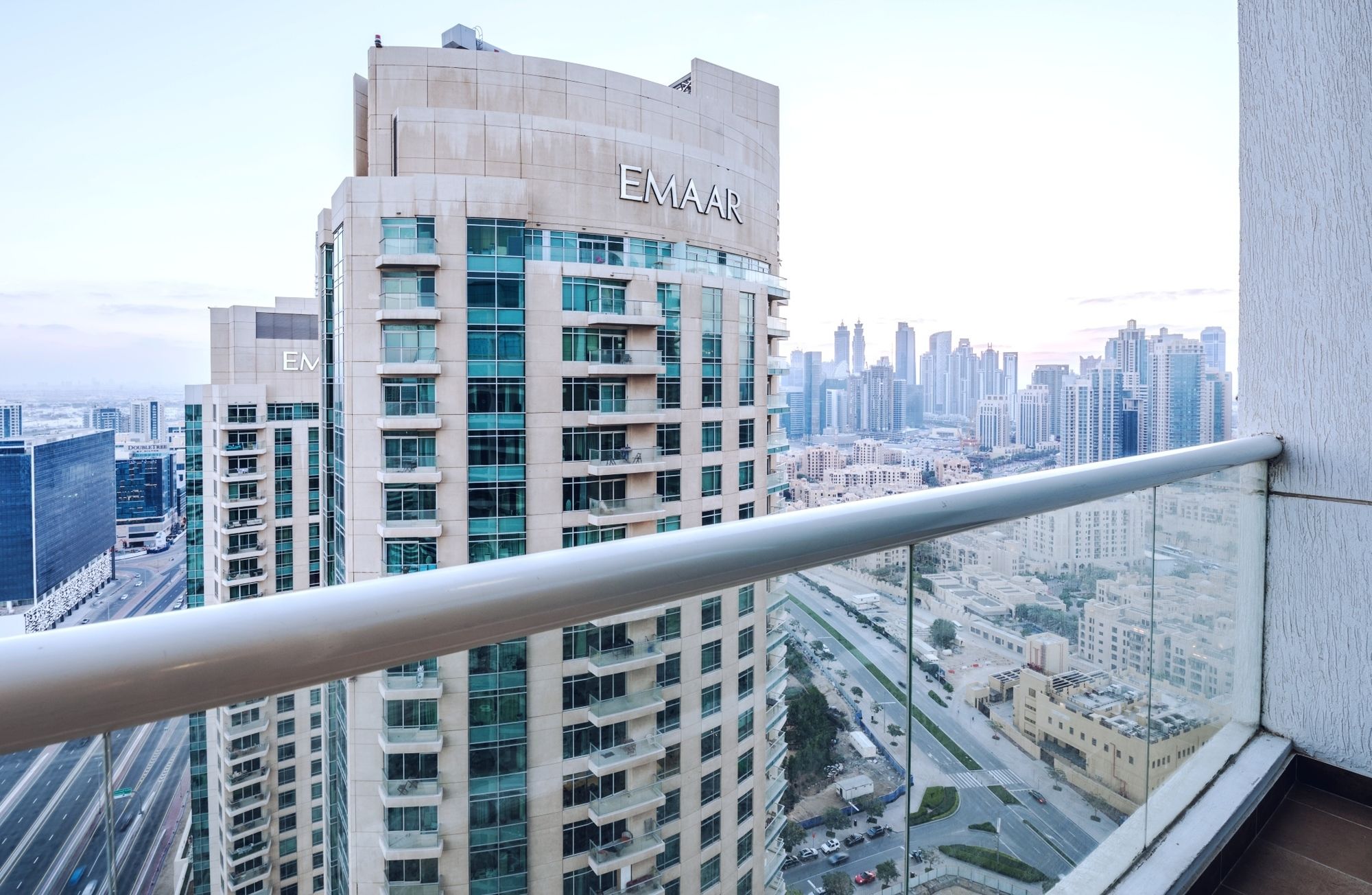 One Perfect Stay - Burj Al Nujoom