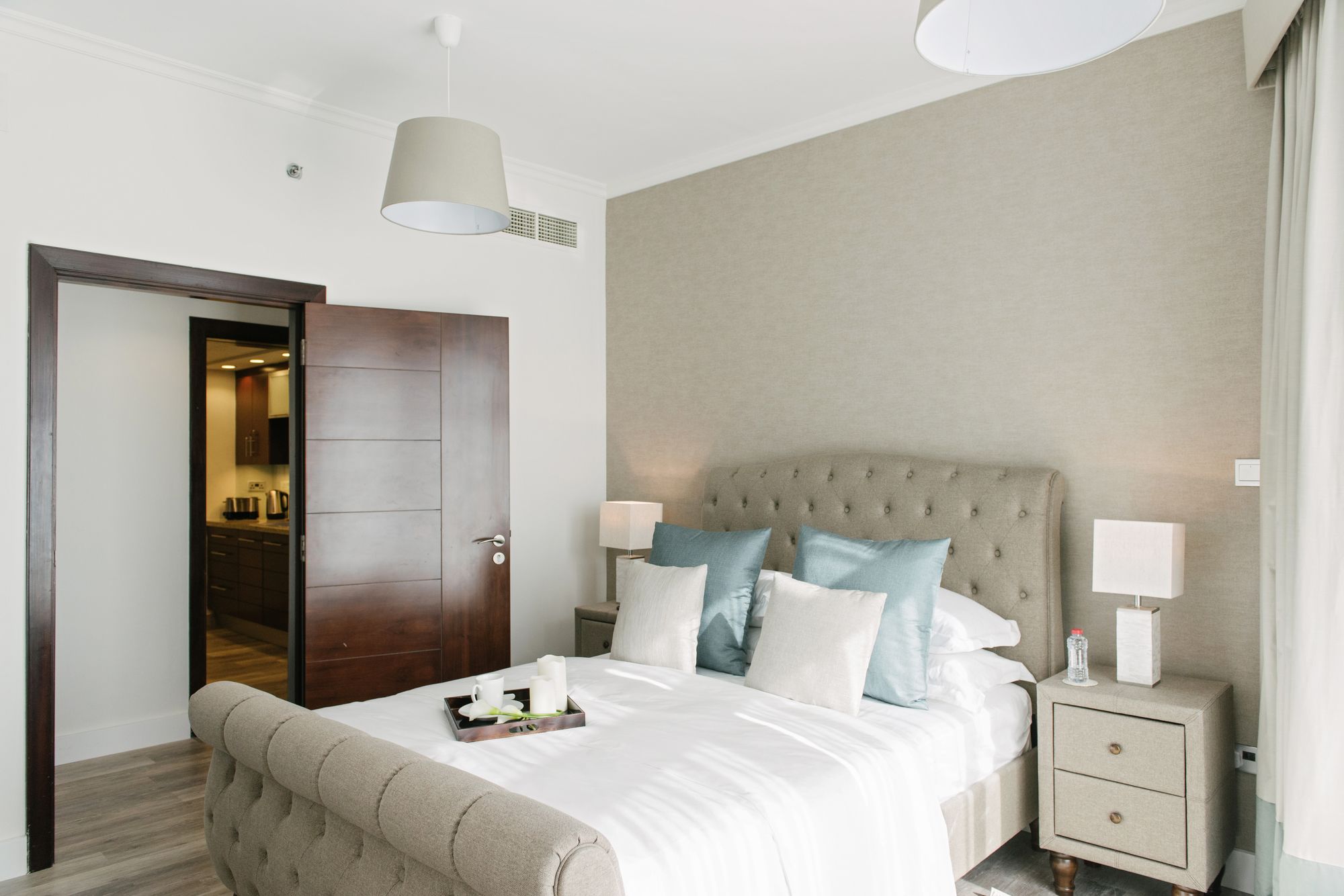 Faraway Homes - Burj Views Luxury