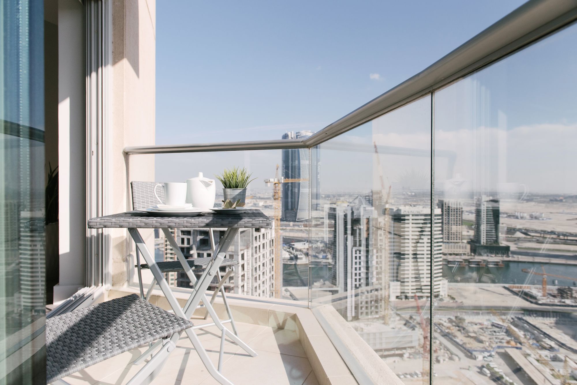 Faraway Homes - Burj Views Luxury