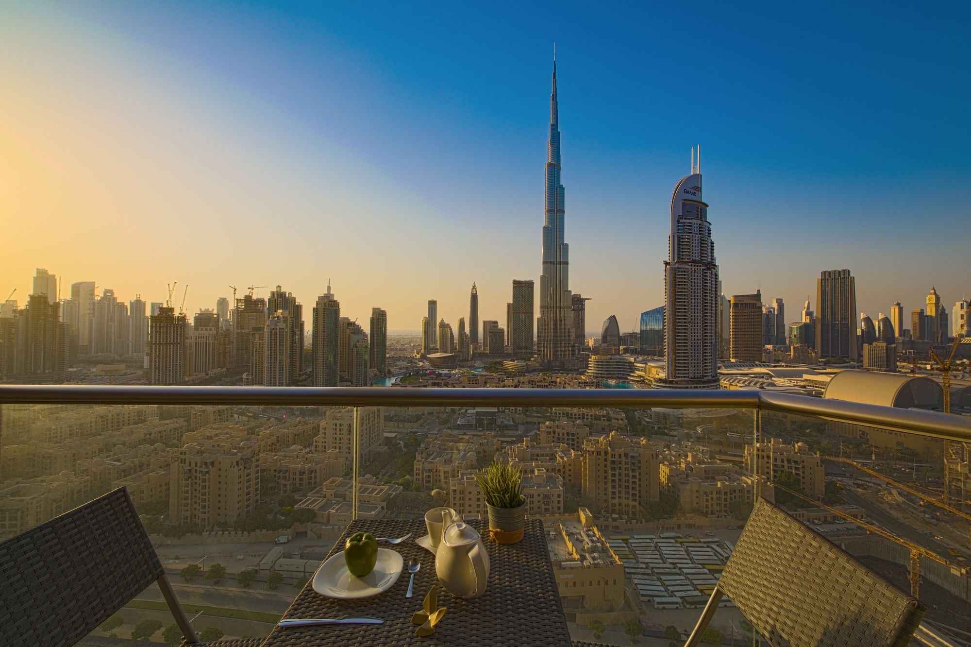 Faraway Homes - Burj Views Luxury