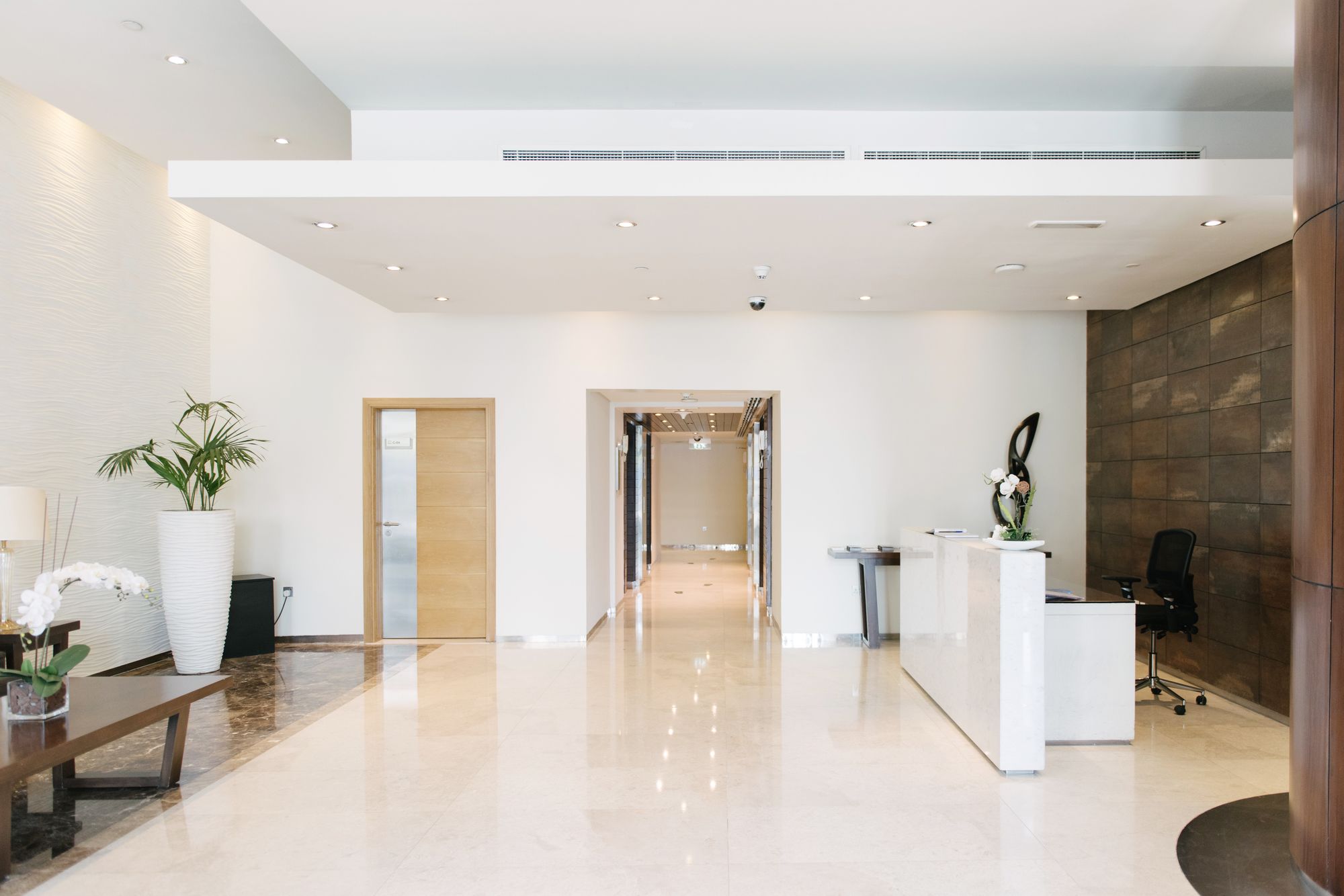 Faraway Homes - Burj Views Luxury