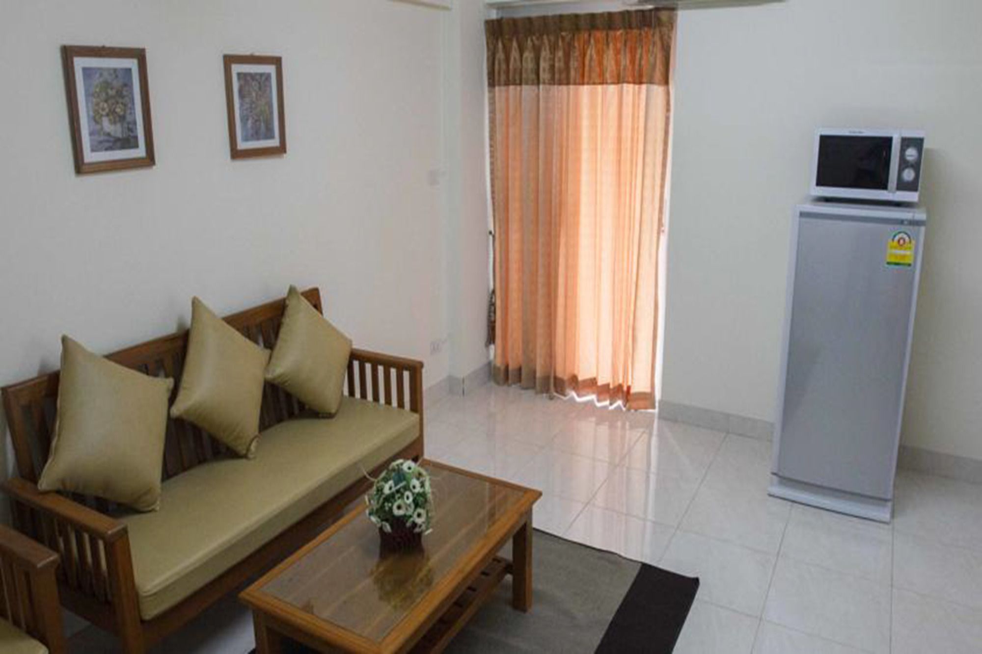 Jitthamas Residence