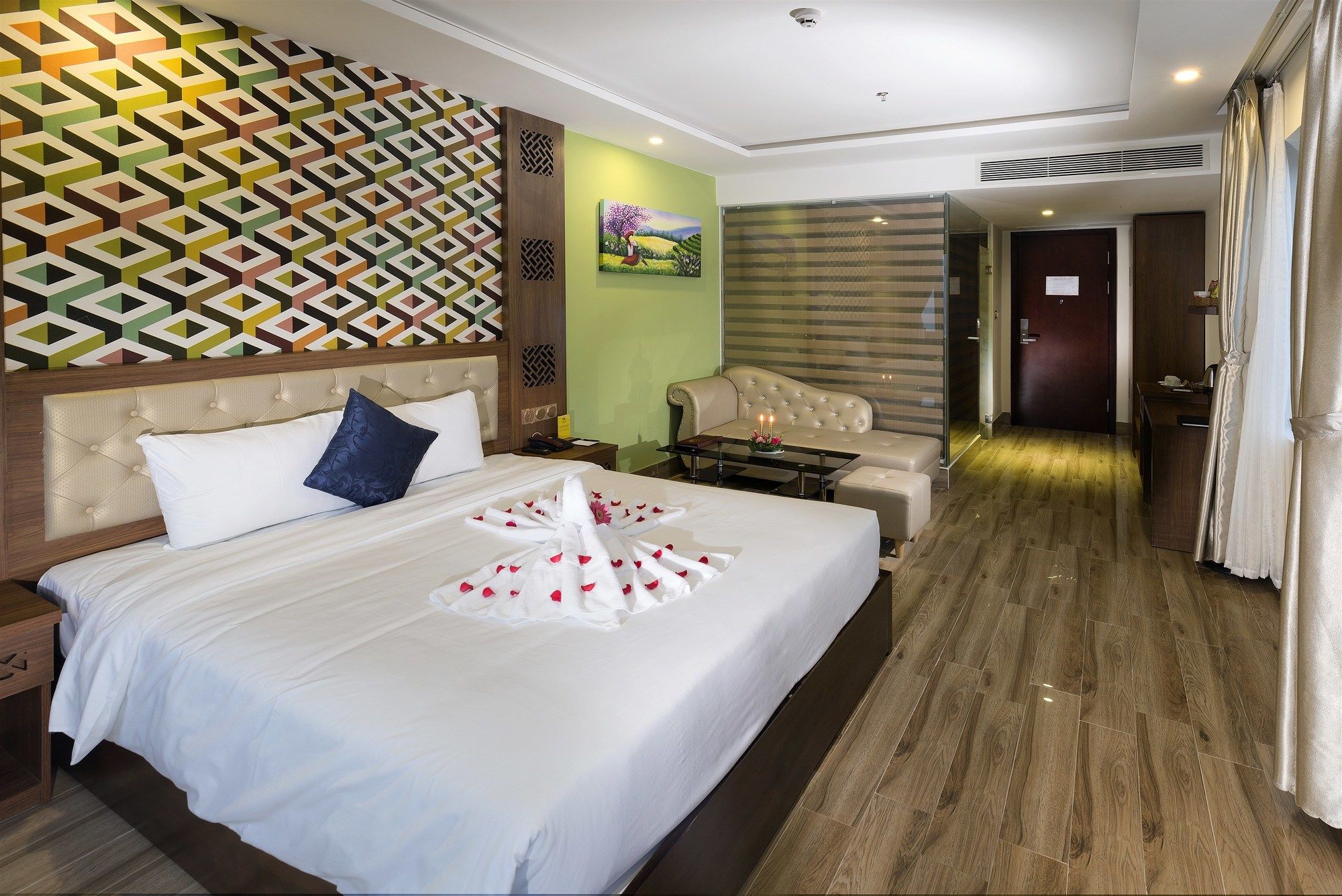 Seven Sea Hotel Da Nang in Quang Ha!