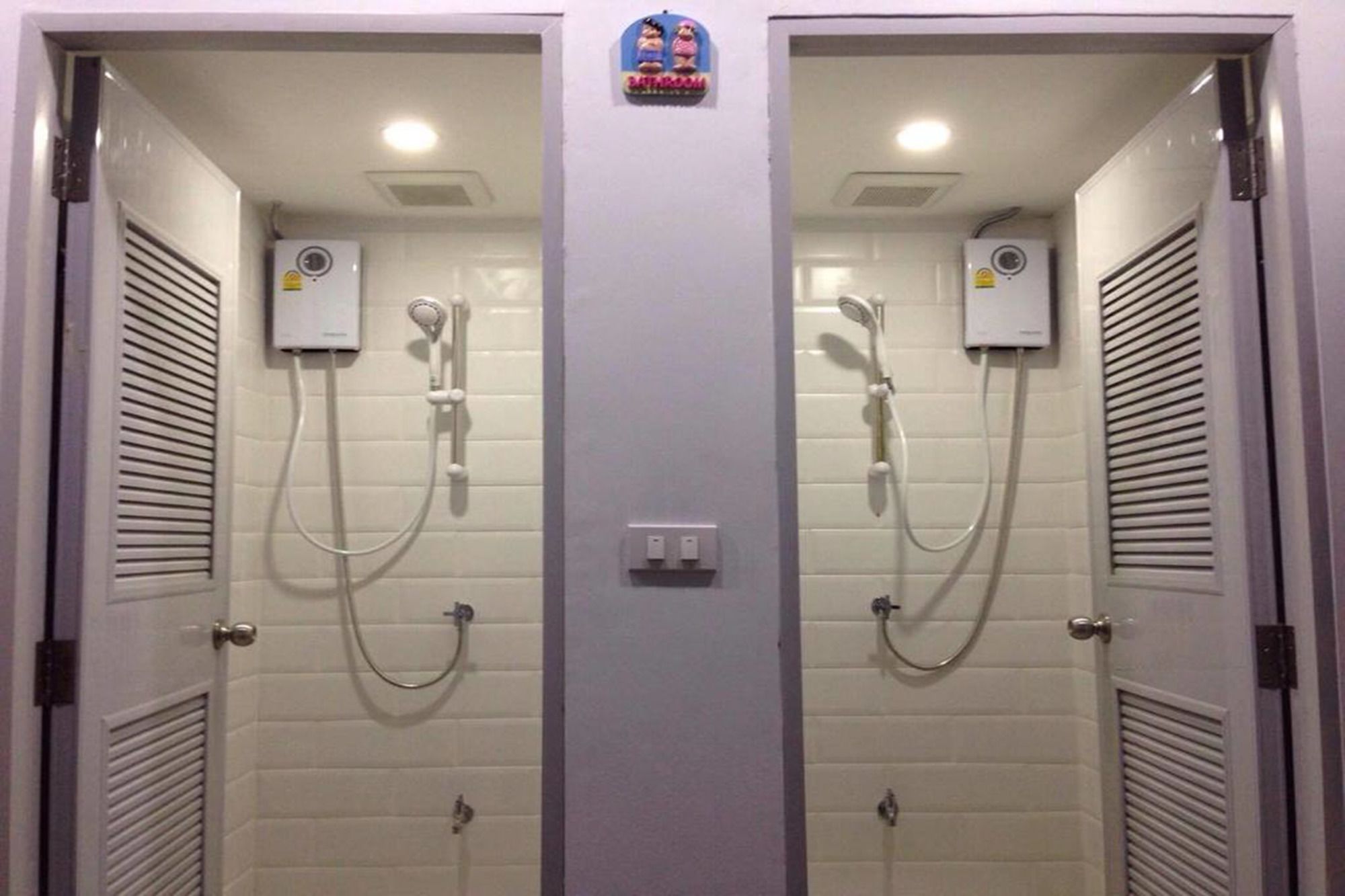 D Hub Hostel