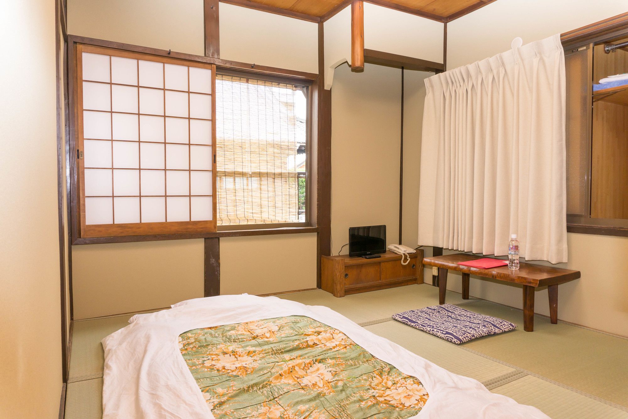 Tabist Hinomoto Kyoto Kawaracho (ex. Ryokan Hinomoto)