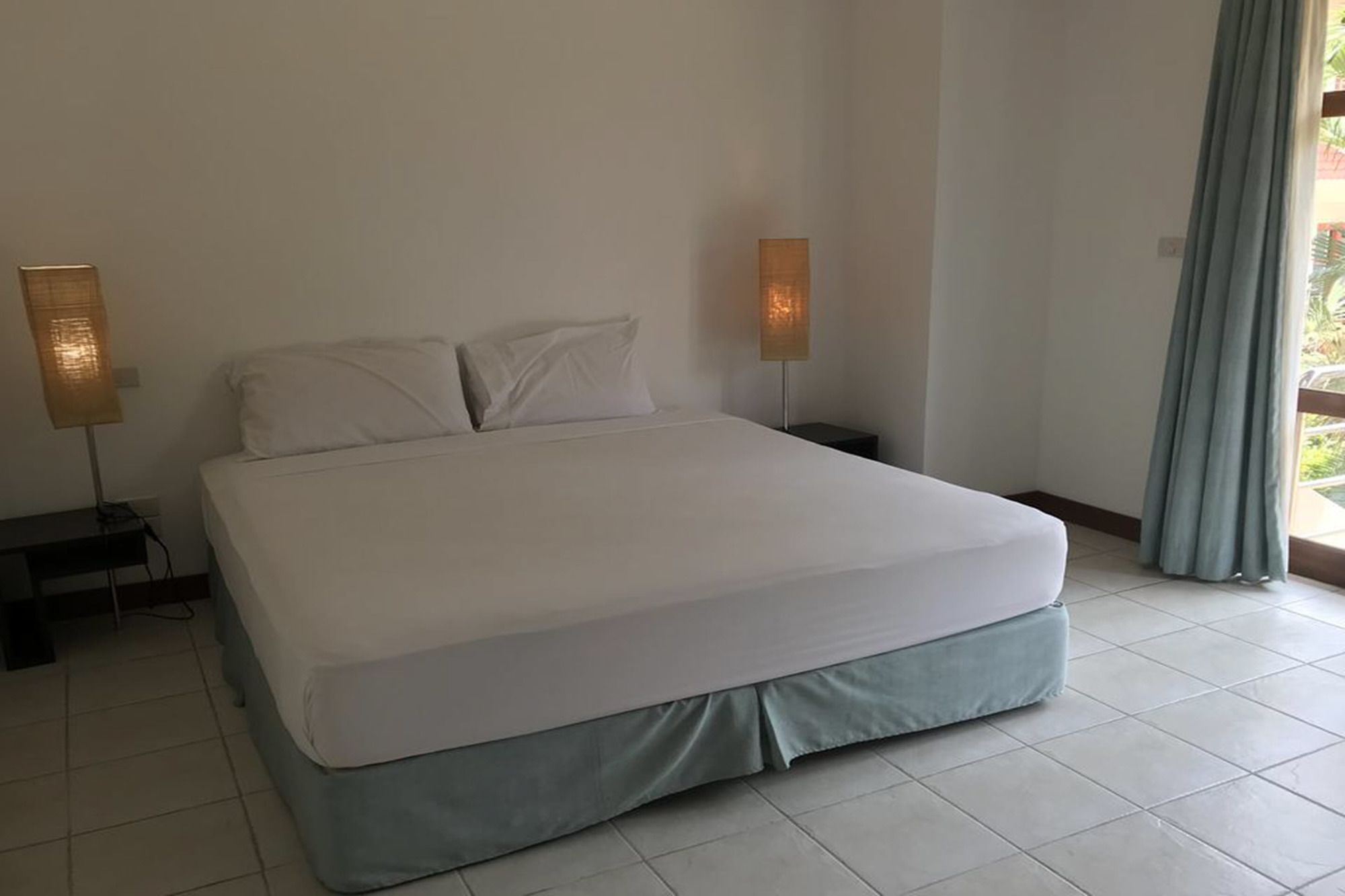 4 BR Villa on Beachfront Resort -TG33