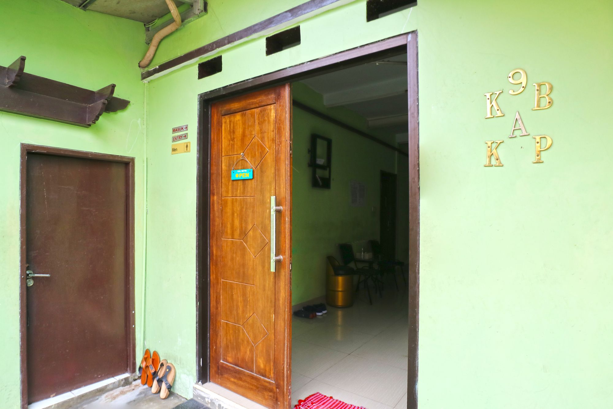 Kabin Kapsul Kayu jati I - Hostel