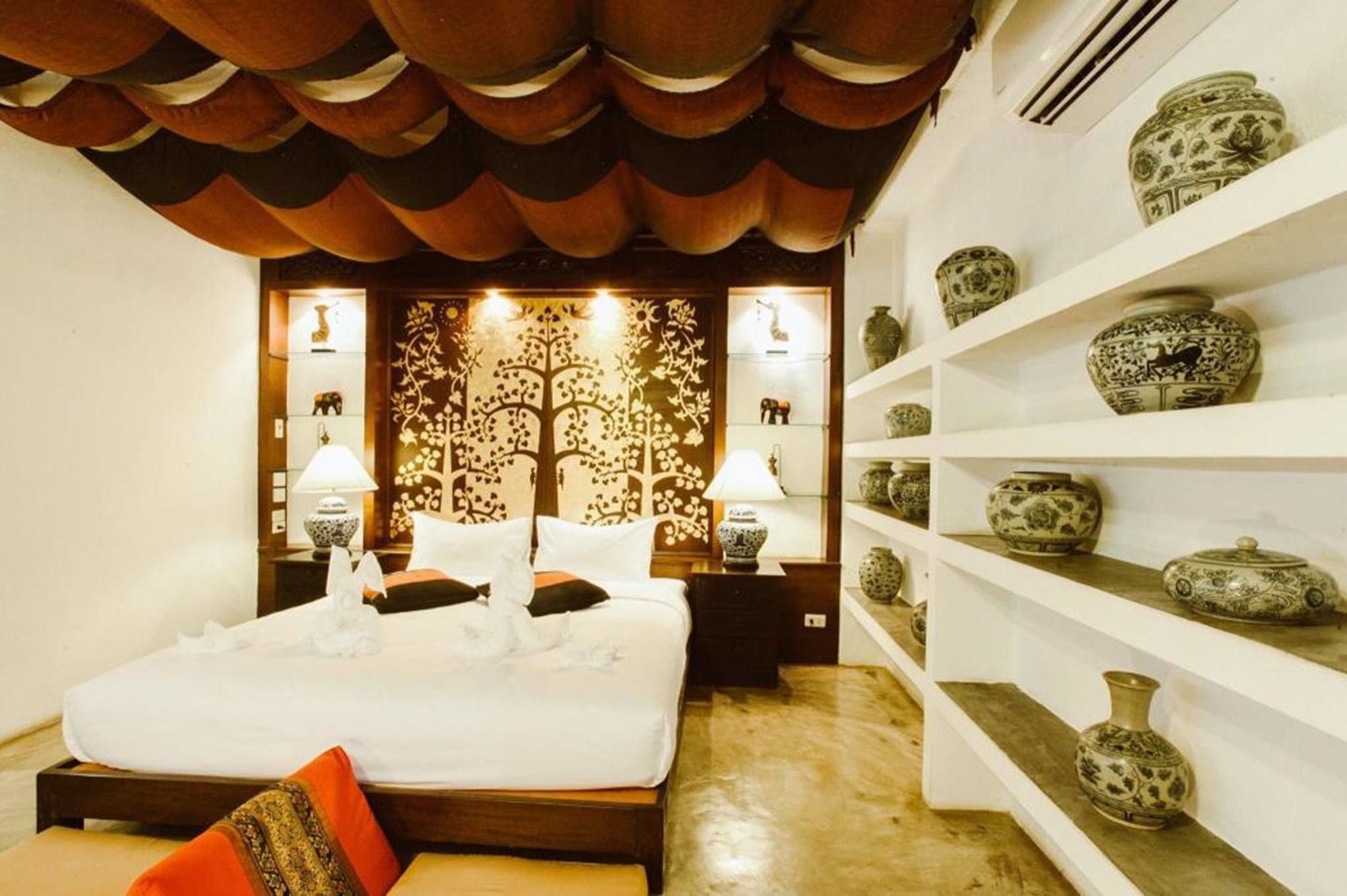 Initial Dawn Riverside Villa