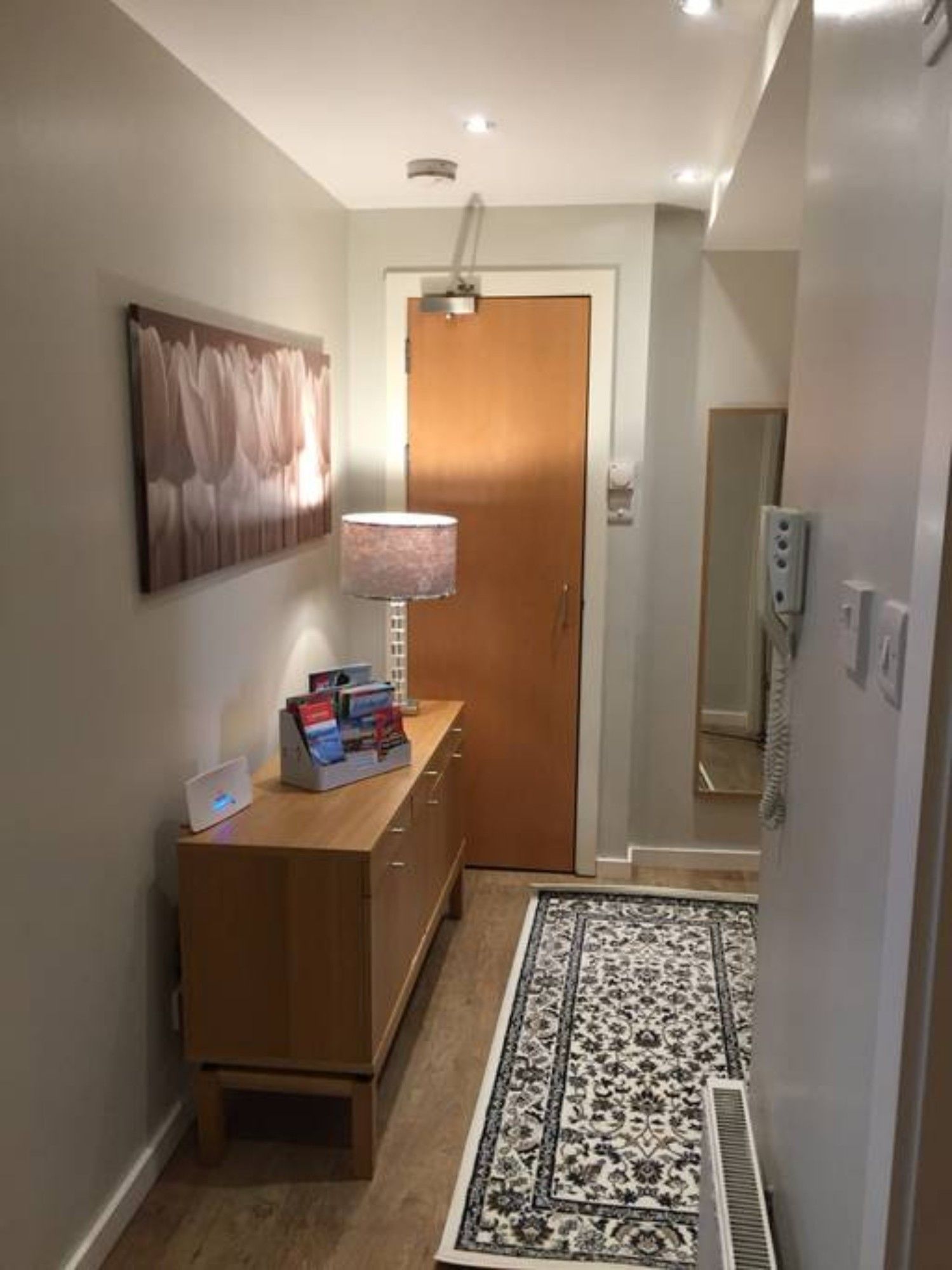 2 Bedroom Apartment In The Heart Of The Old Town