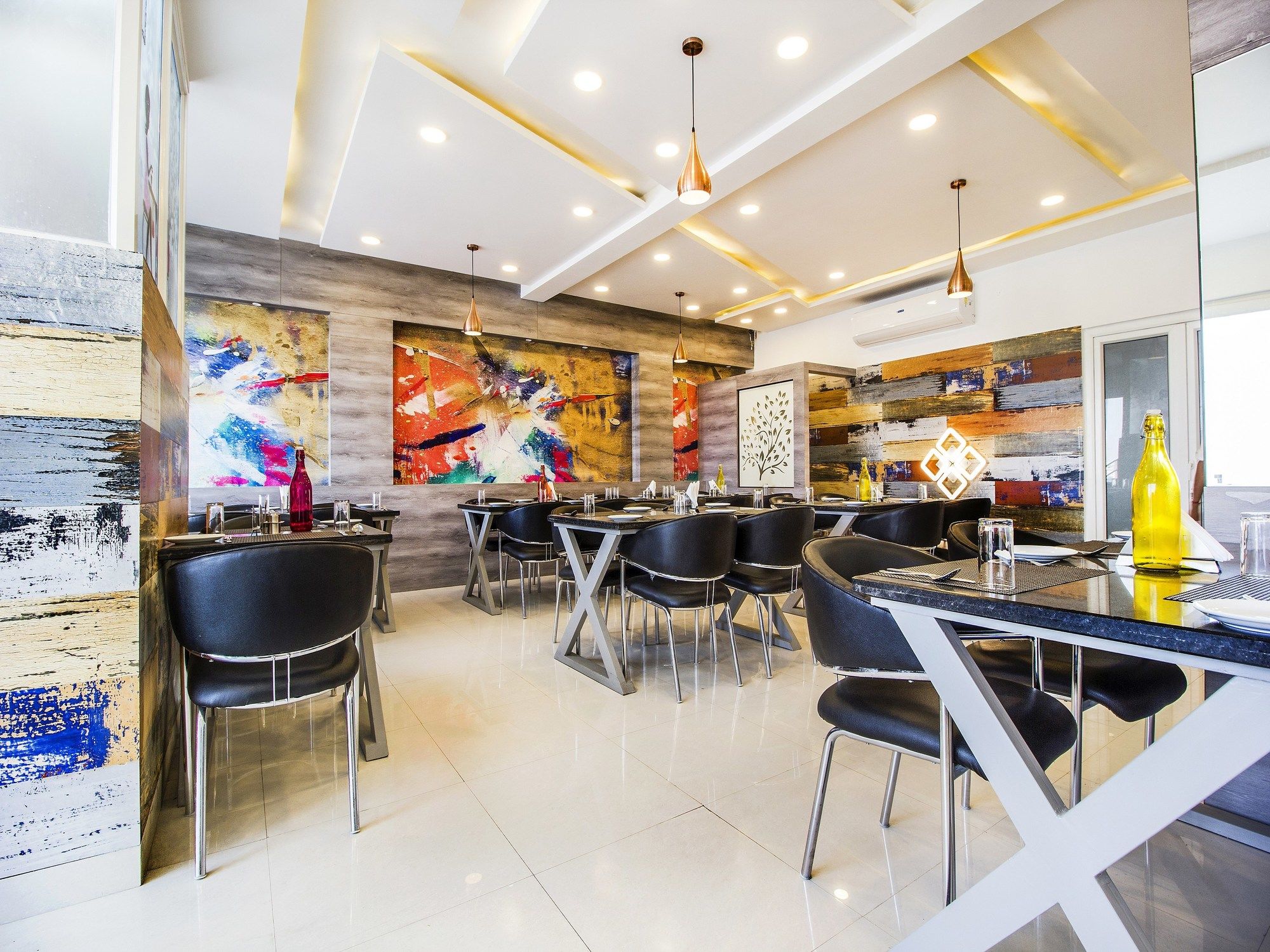 FabHotel Luxurs Gopalpura