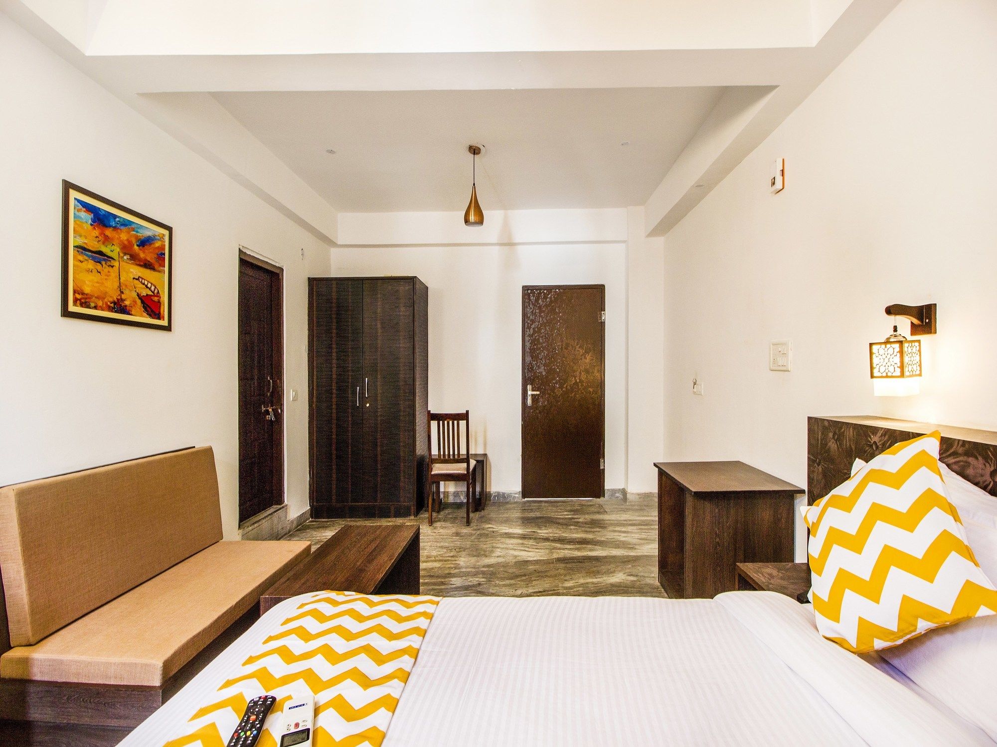 FabHotel Luxurs Gopalpura