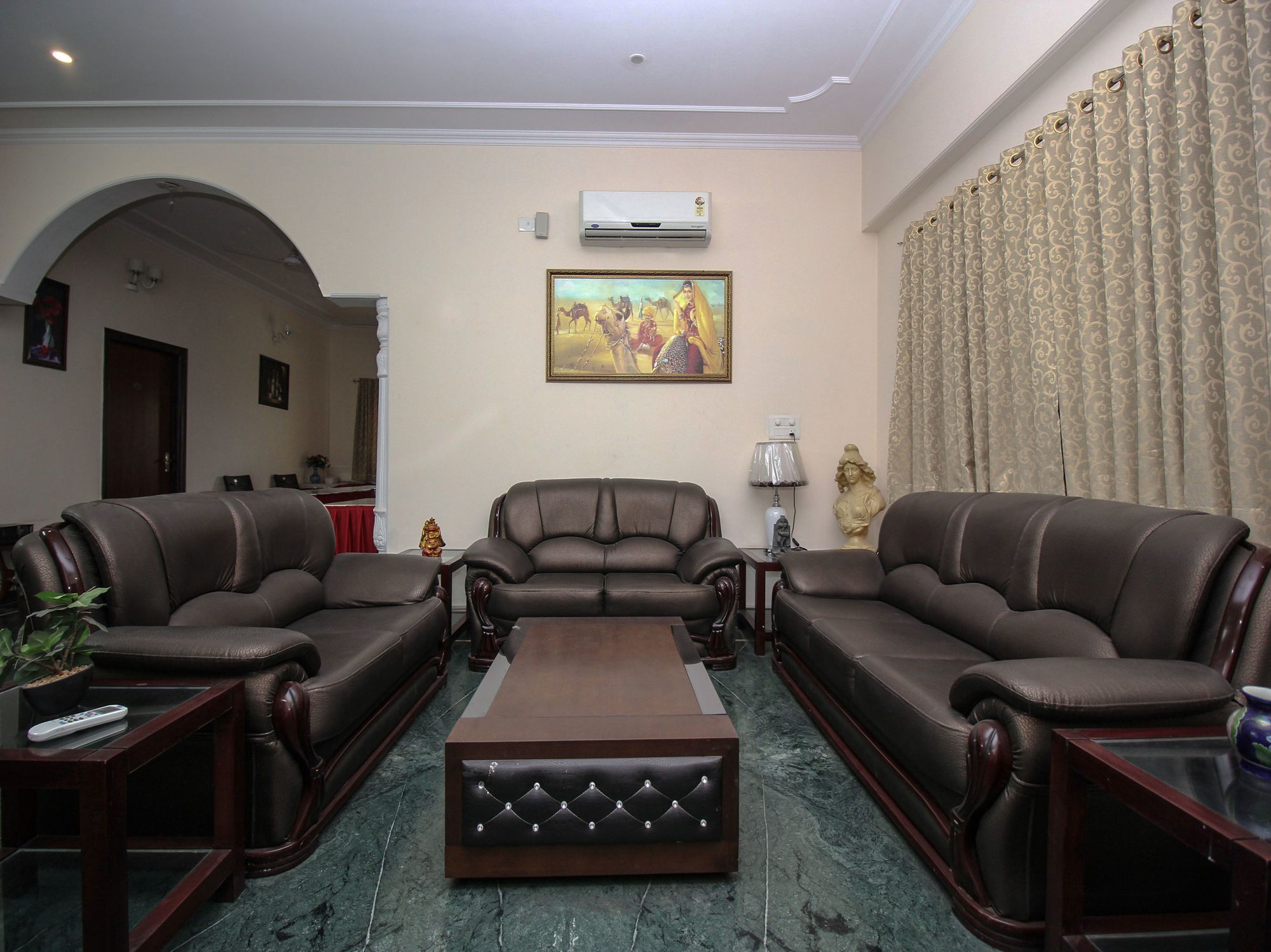 OYO 5550 Jaipur Homestays