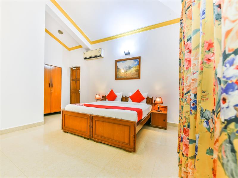 OYO 17110 Joy Guest House