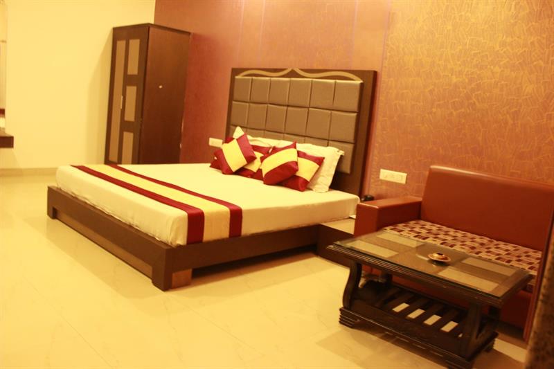Budget Hotel By Mount Abu Holidays
