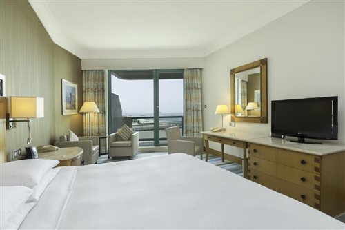 Hilton Dubai Cumeyra