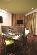 Waterstones Hotel