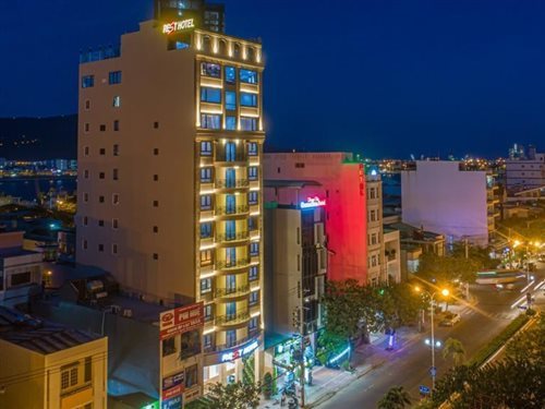 Rest Hotel & Apartment