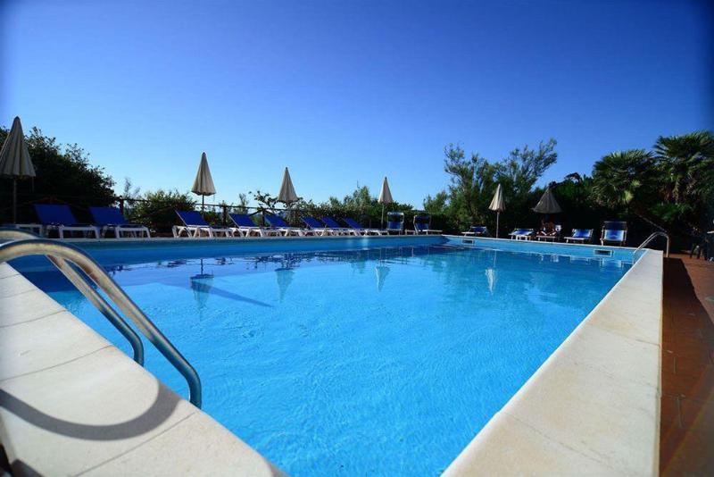 Villa Parisi Grand Hotel 3