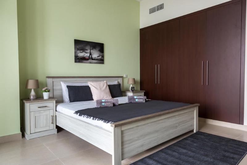 HiGuests Vacation Homes - Dubai Wharf