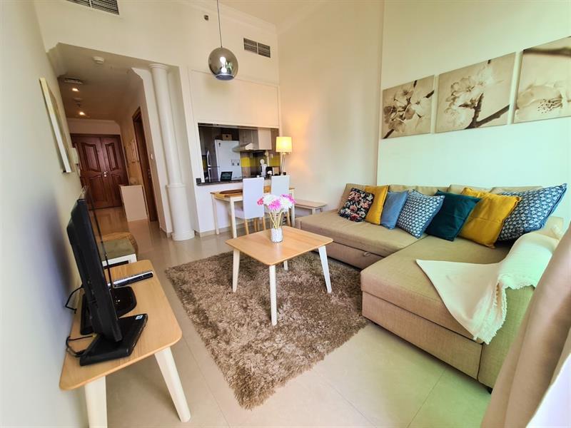 Wonderful Stay at Dubai Marina Dream Tower [VR]
