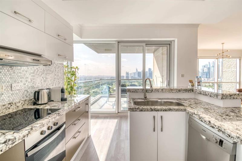 Stunning Apt With Amazing Golf Course Views, Fits 6 [VR]
