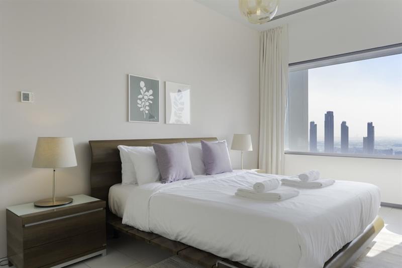2BR Modern Apt With Magnificent Views of Dubai Skyline [VR]
