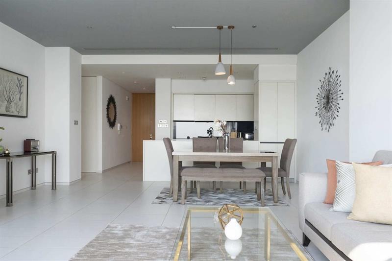 2BR Modern Apt With Magnificent Views of Dubai Skyline [VR]