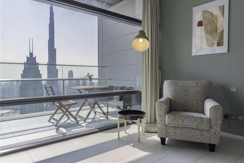 2BR Modern Apt With Magnificent Views of Dubai Skyline [VR]
