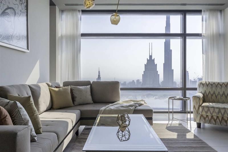 2BR Modern Apt With Magnificent Views of Dubai Skyline [VR]