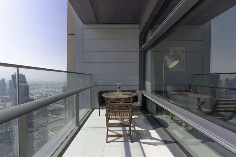 2BR Modern Apt With Magnificent Views of Dubai Skyline [VR]