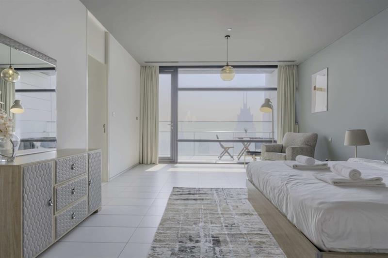 2BR Modern Apt With Magnificent Views of Dubai Skyline [VR]