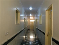 Side Image 2