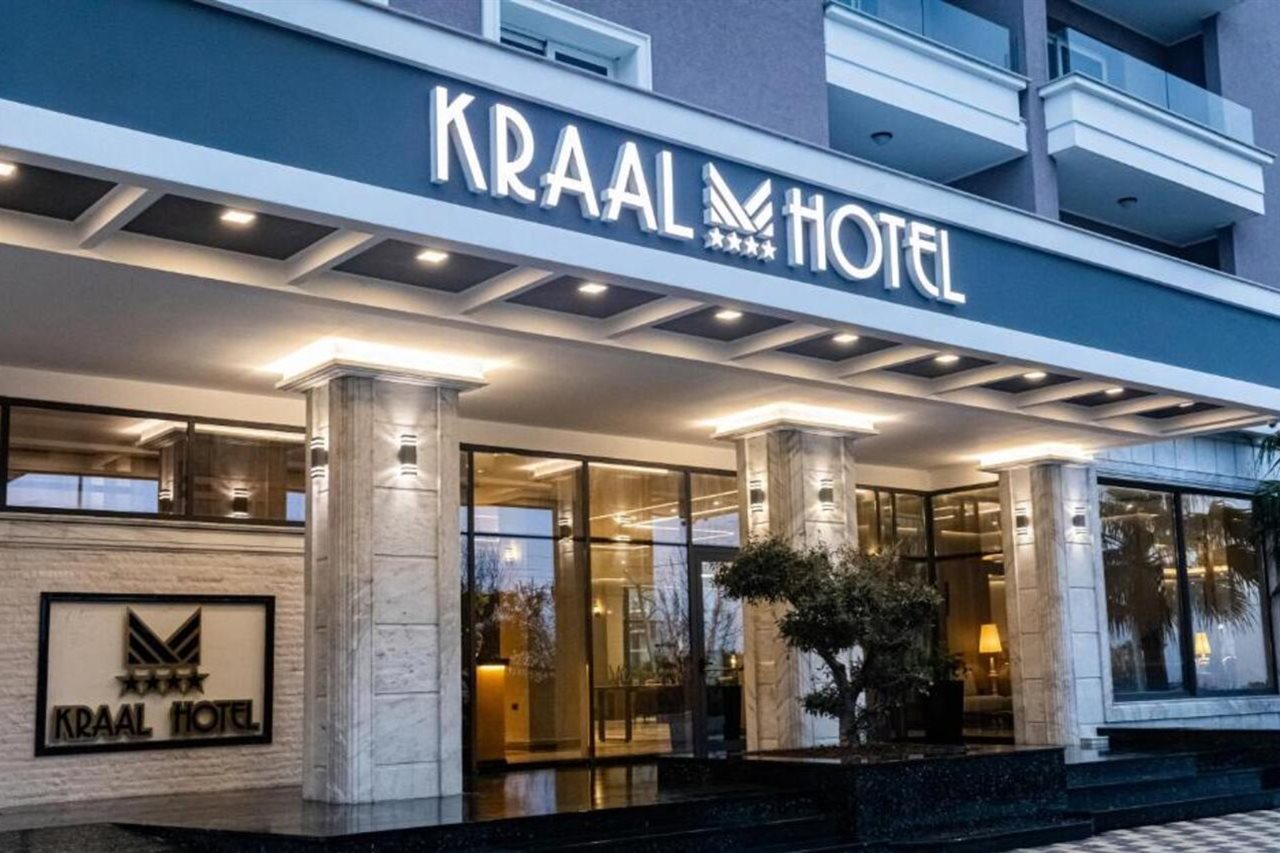 Kraal Hotel Vlore
