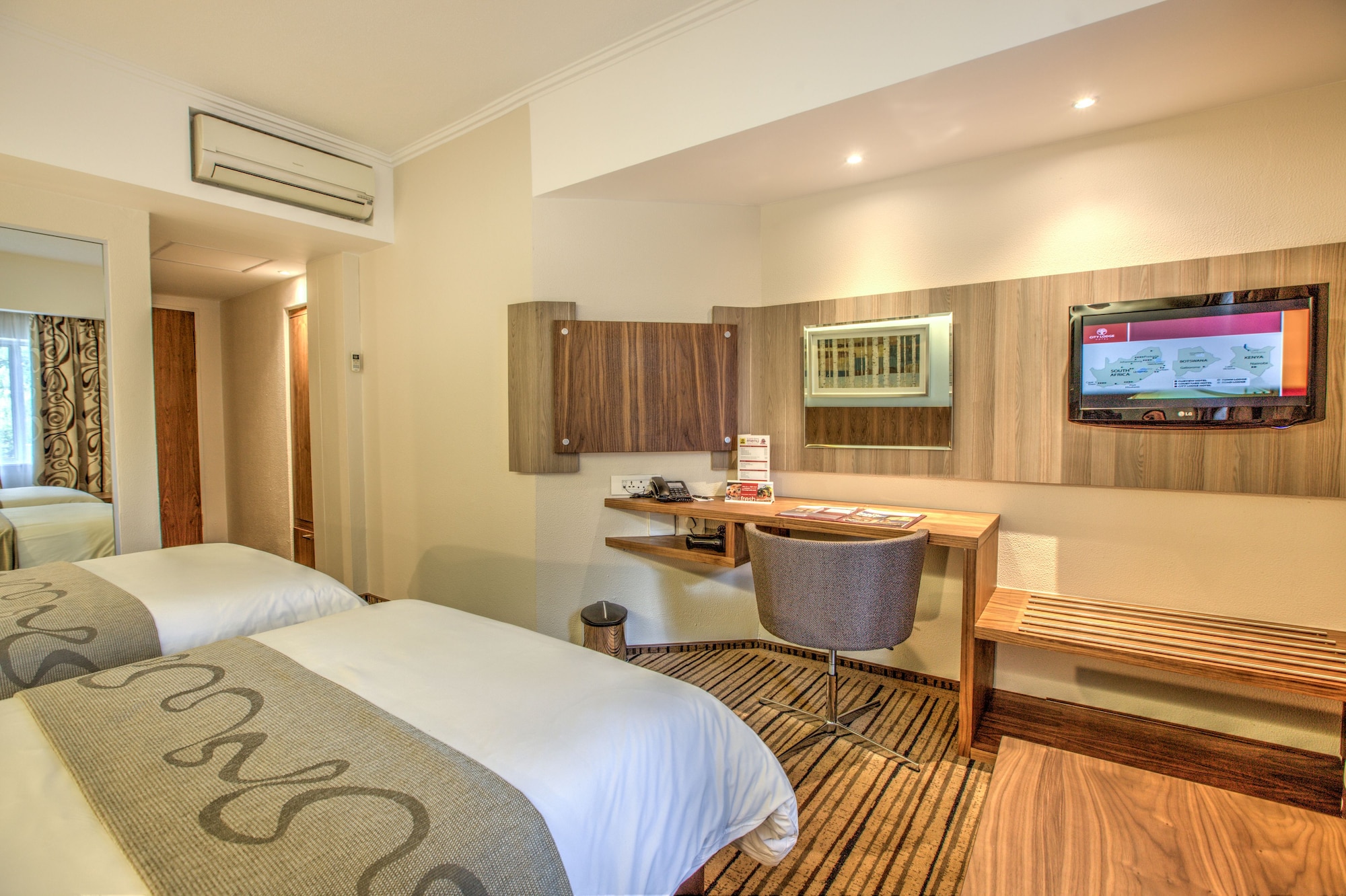 Hotel City Lodge Bryanston, Südafrika, Sandton. Großes 2