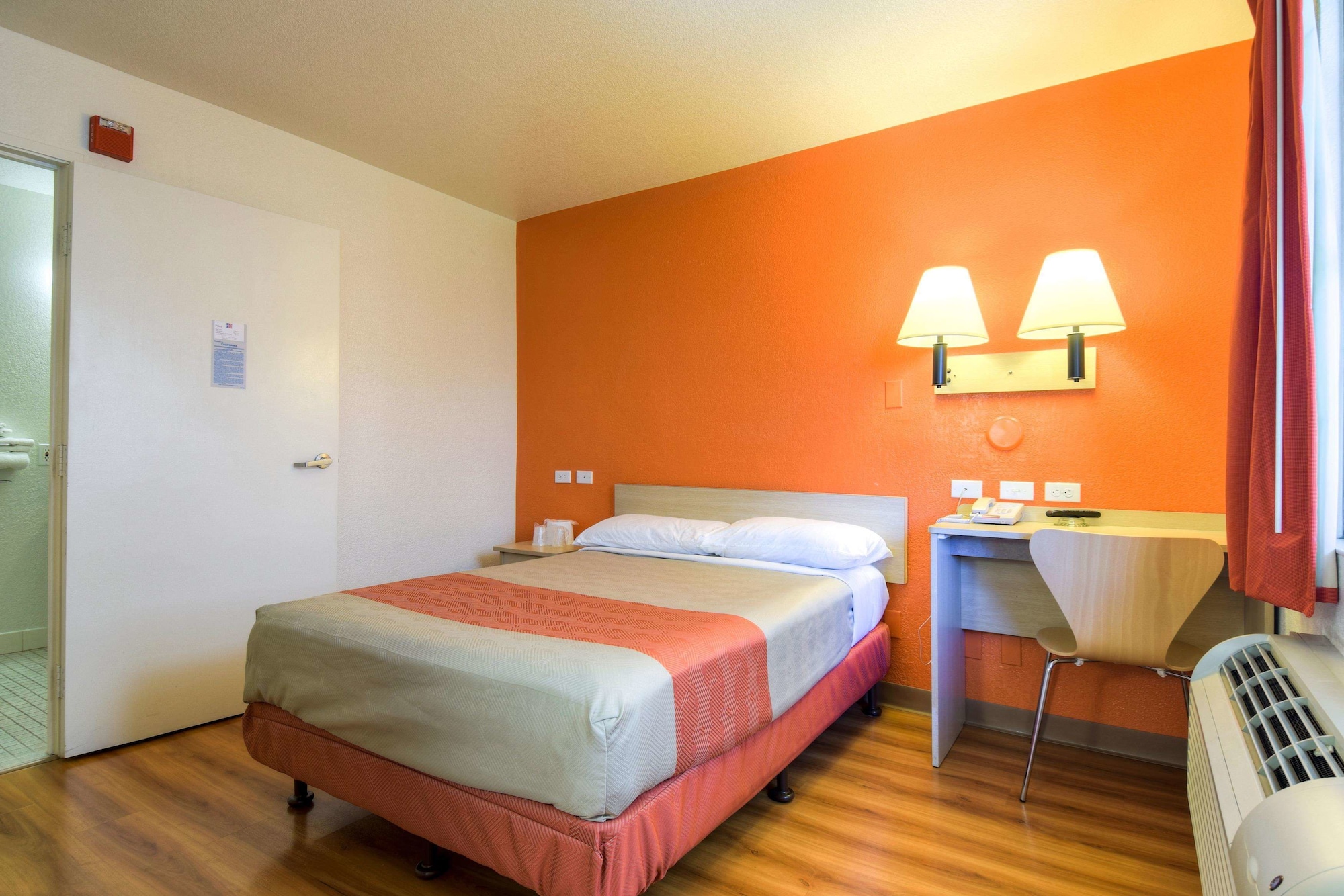 Hotel Motel6 San Dimas, CA - Los Angeles, USA, San Dimas. Großes 1