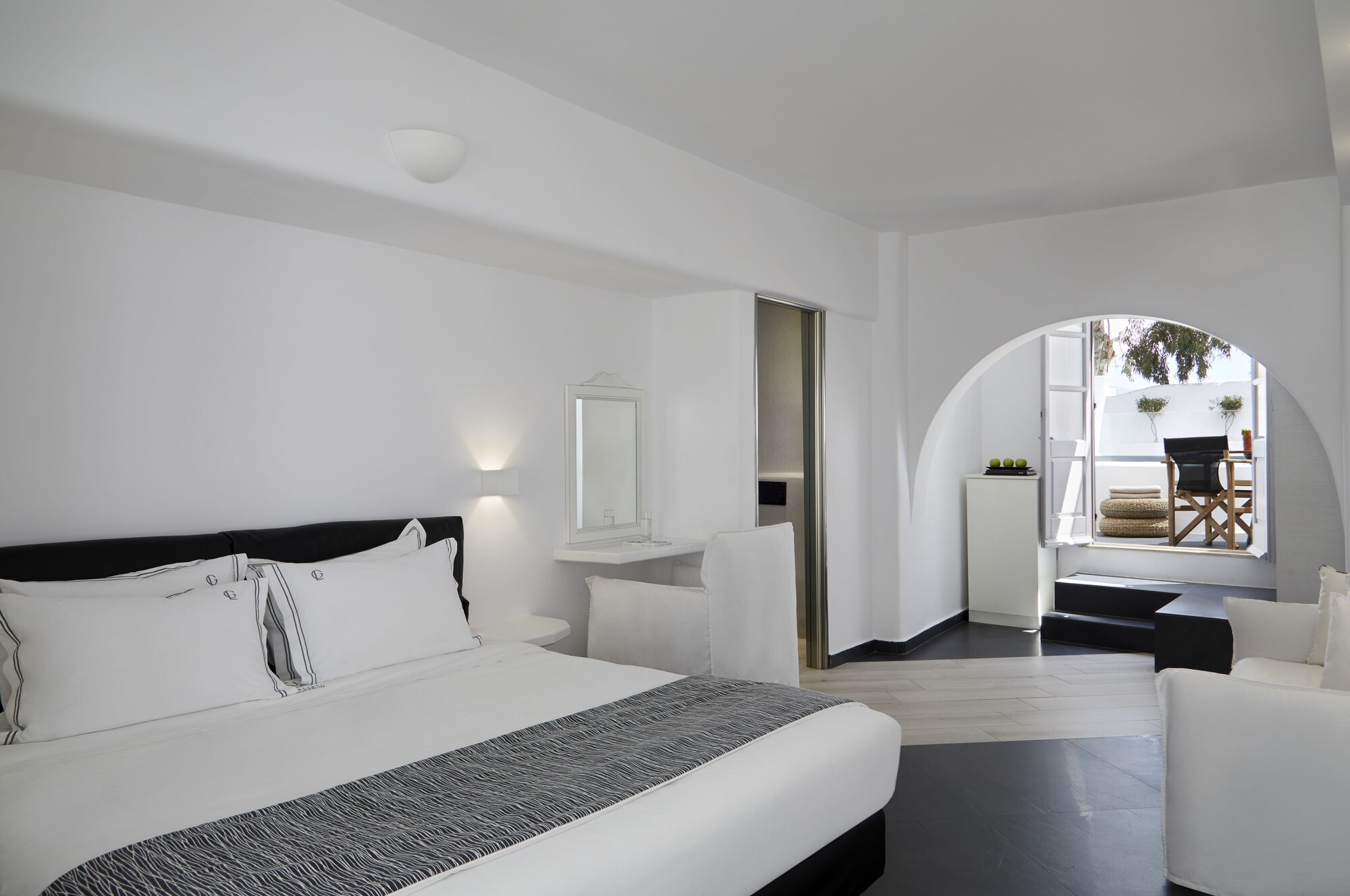 Kalisti Hotel and Suites (ex Kallisti Thera Hotel)