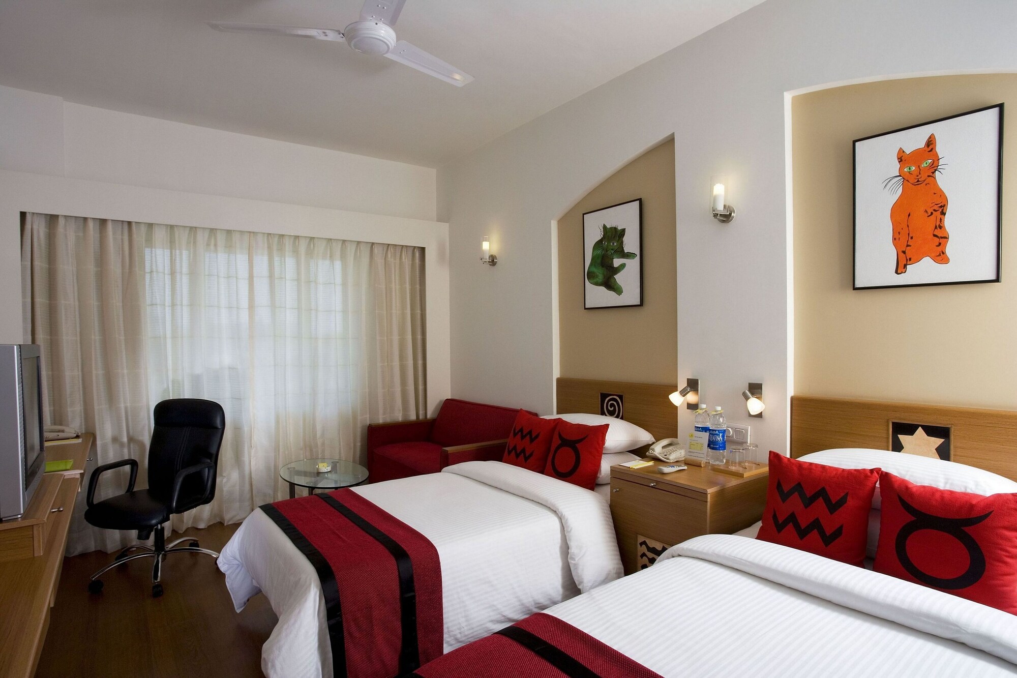 Executive Twin Room, City View