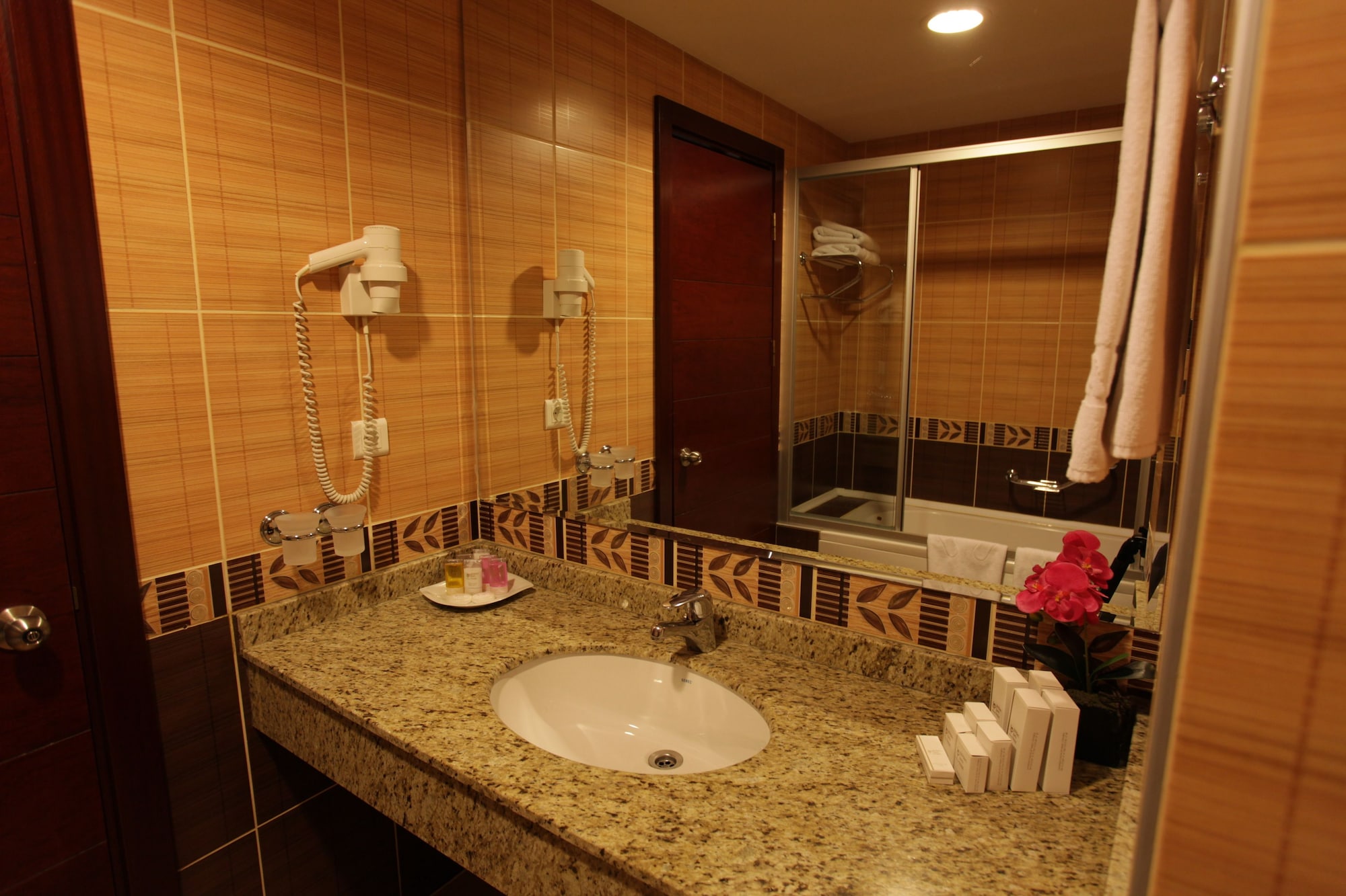 Nova Plaza Orion Hotel