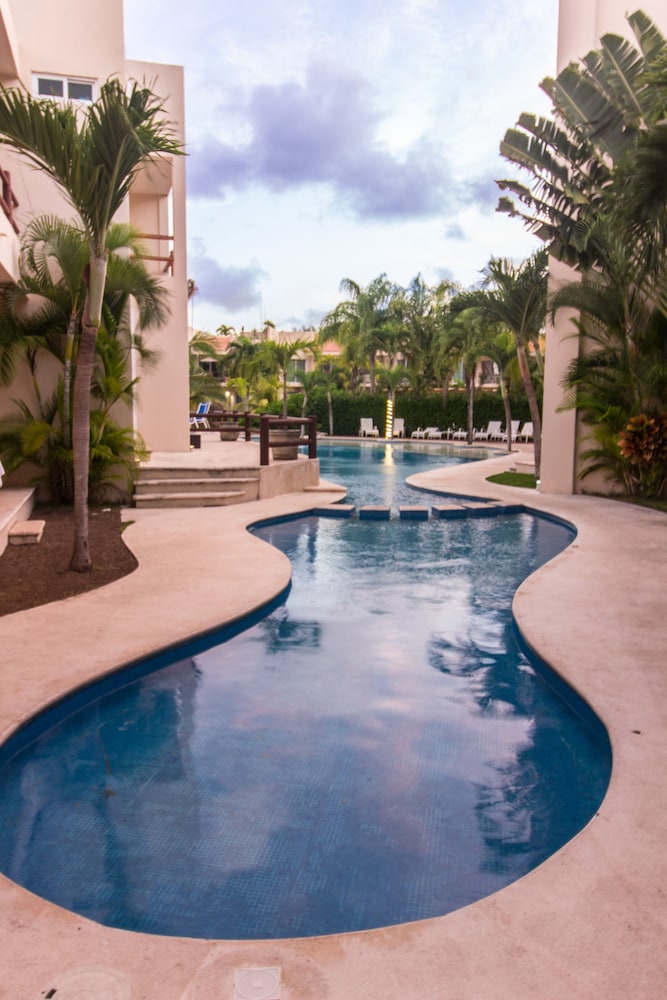 Coral Maya Condo Hotel