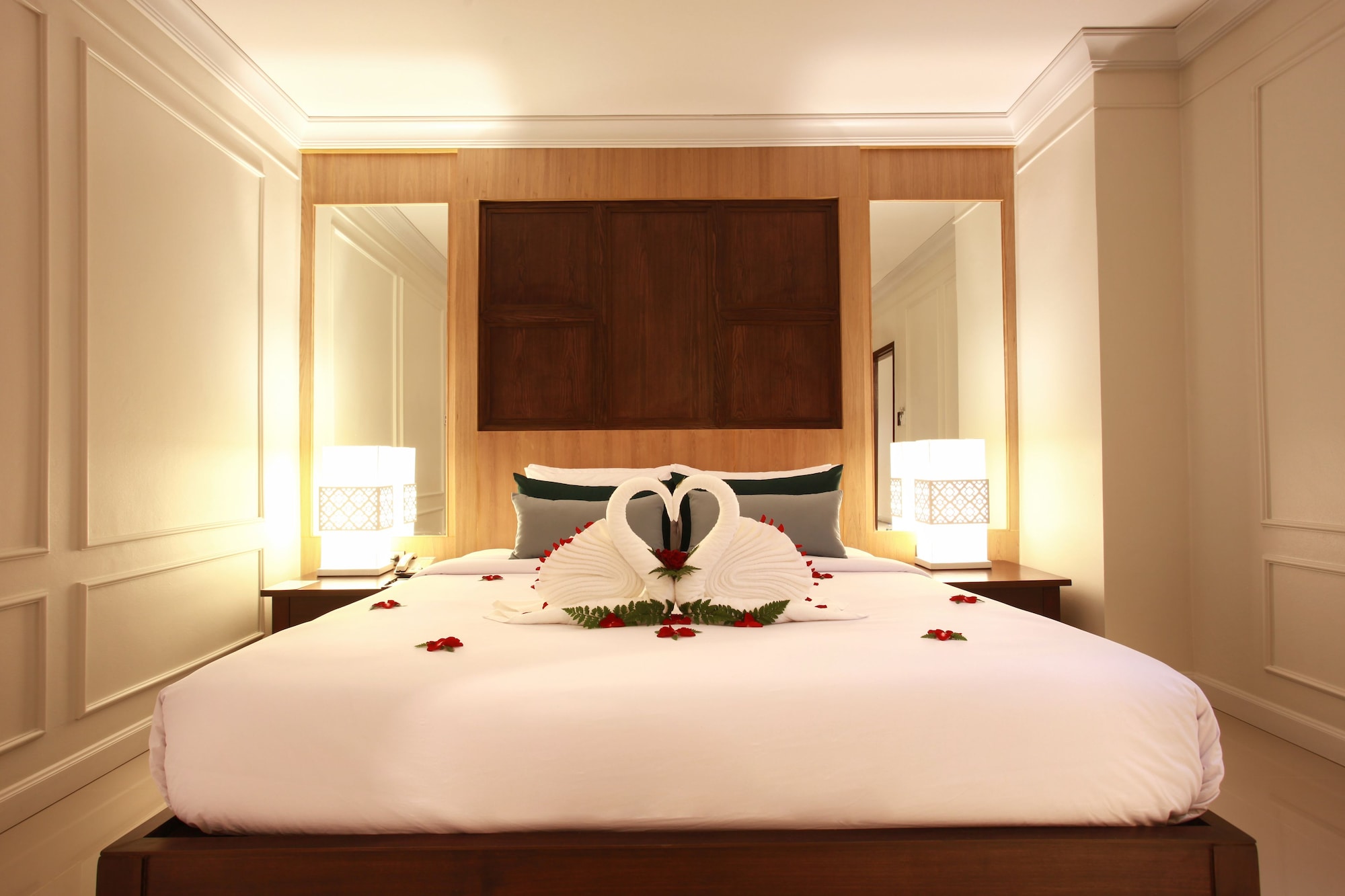Chanpirom Boutique hotel (ex The Best House Phuket)