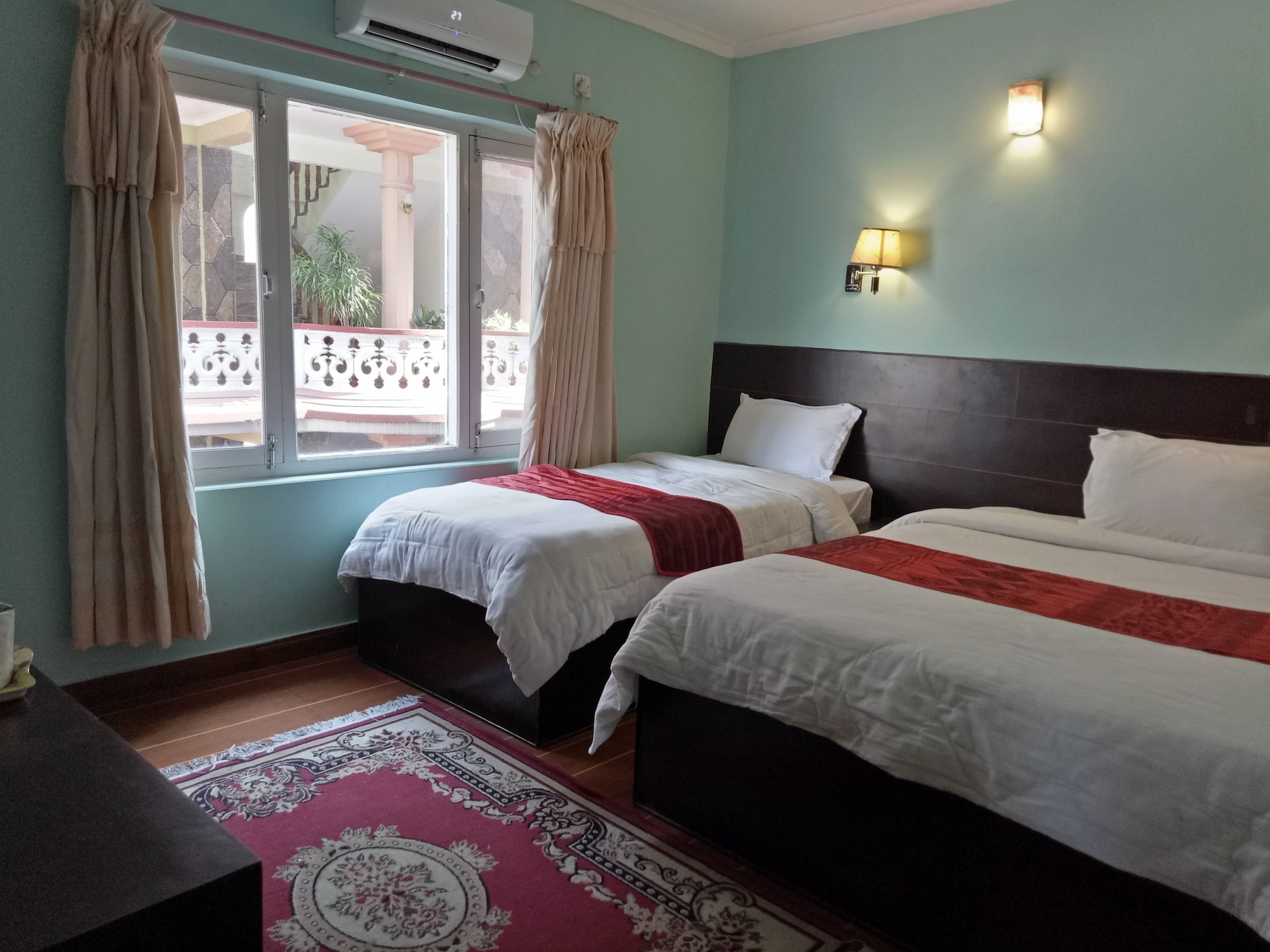 Hotel Fewa Holiday Inn