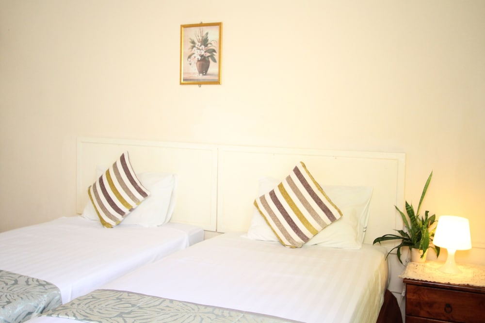 Lavender Lodge