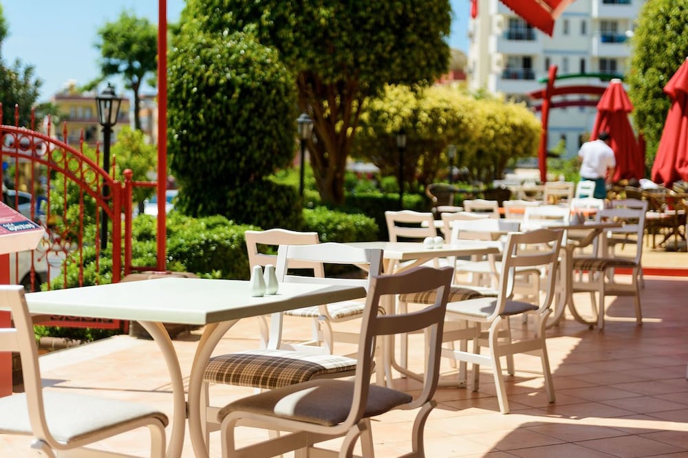 Sunpark Aramis Hotel (ex Smartline)